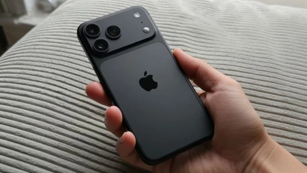 iPhone 18 Pro стане помітно товстішим за свого попередника: все через нову камеру