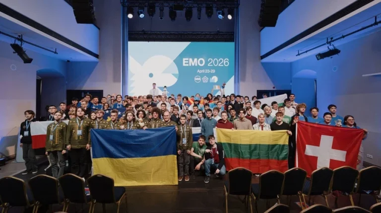 Українські школярі виграли European Mathematical Olympiad 2026. Чому це важливо для майбутньої інженерної школи